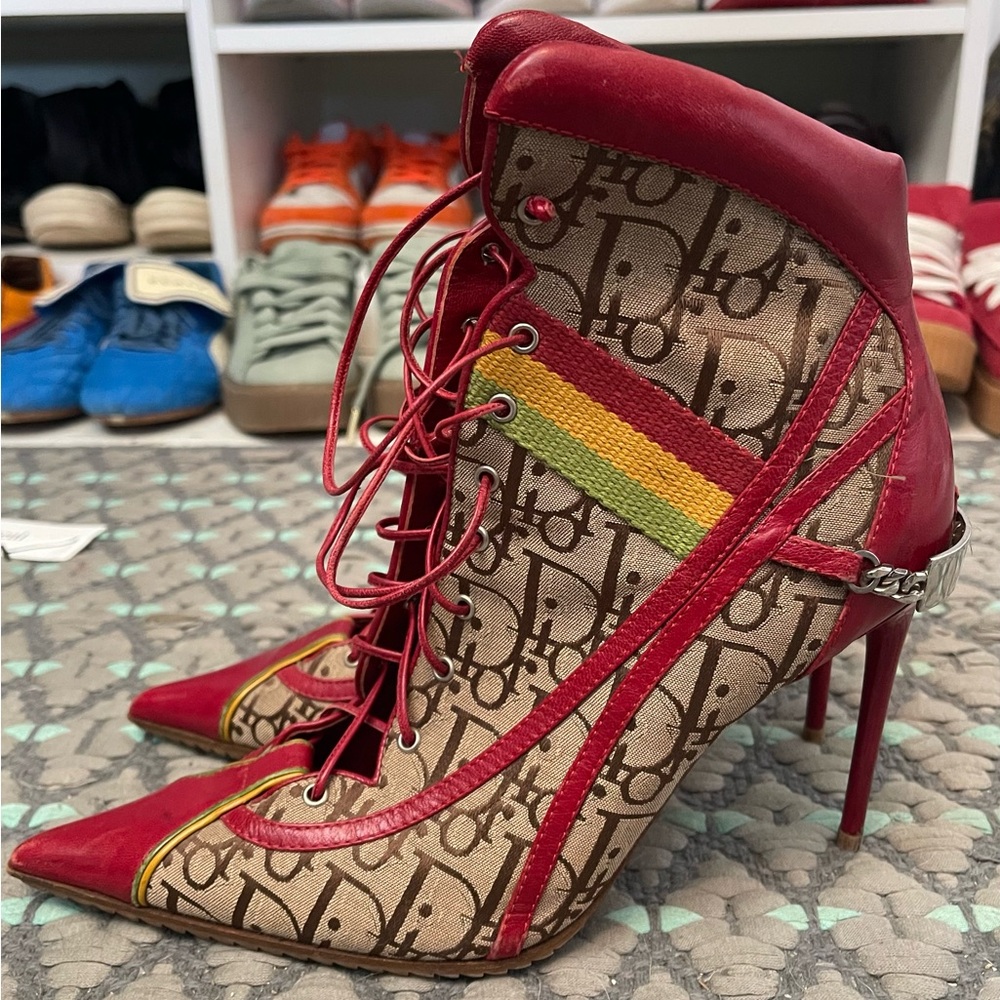 Dior Vintage Red and Brown Women's Lace-Up Boots